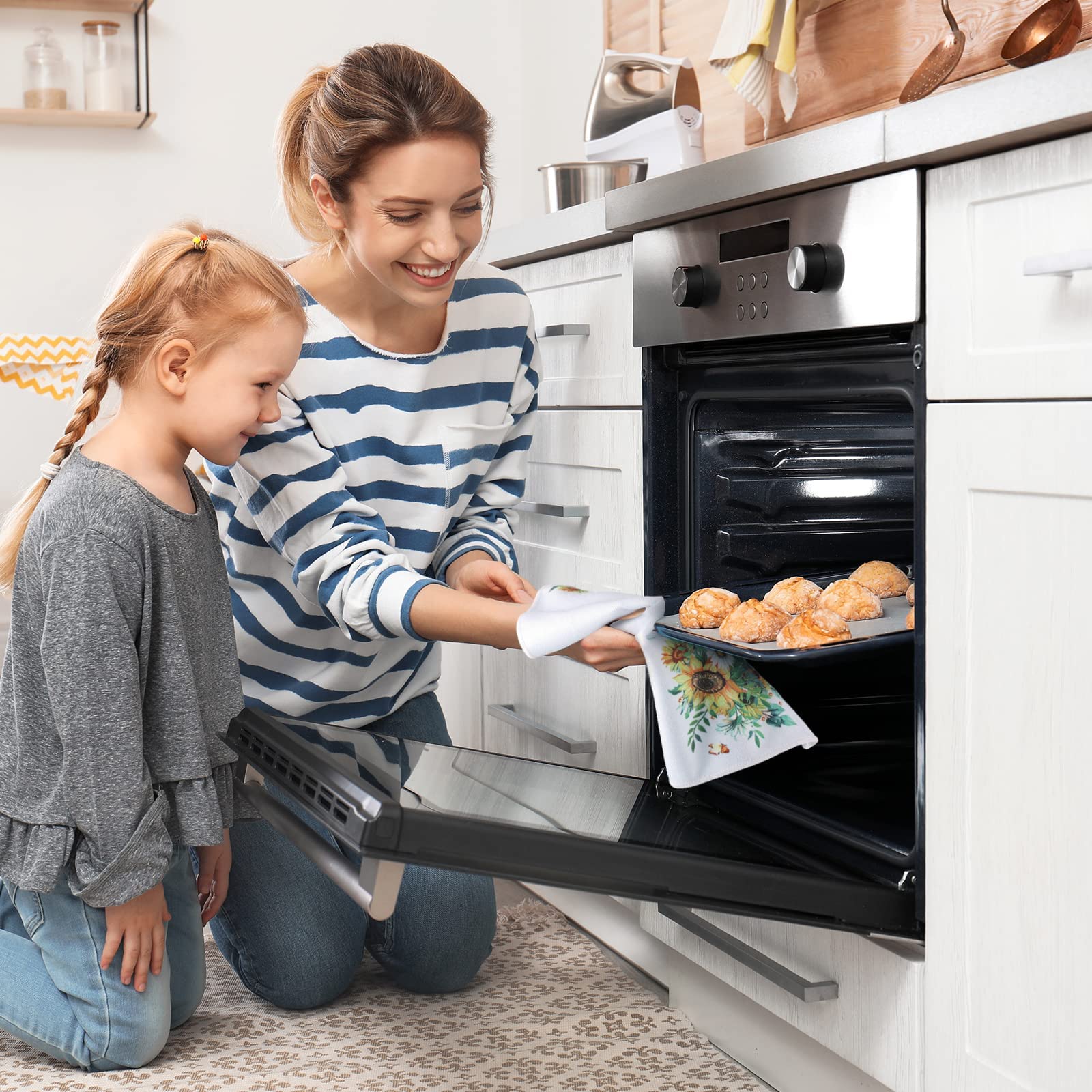 4 Pcs Kitchen Towels Sunflower Bee Dish Towels Decorative Absorbent Hand Polyester Towel with Hanging Loop for Kitchen Dishes Tea Towels for Home Housewarming Gifts Decor  16 x 24'' (Blue  Romantic)